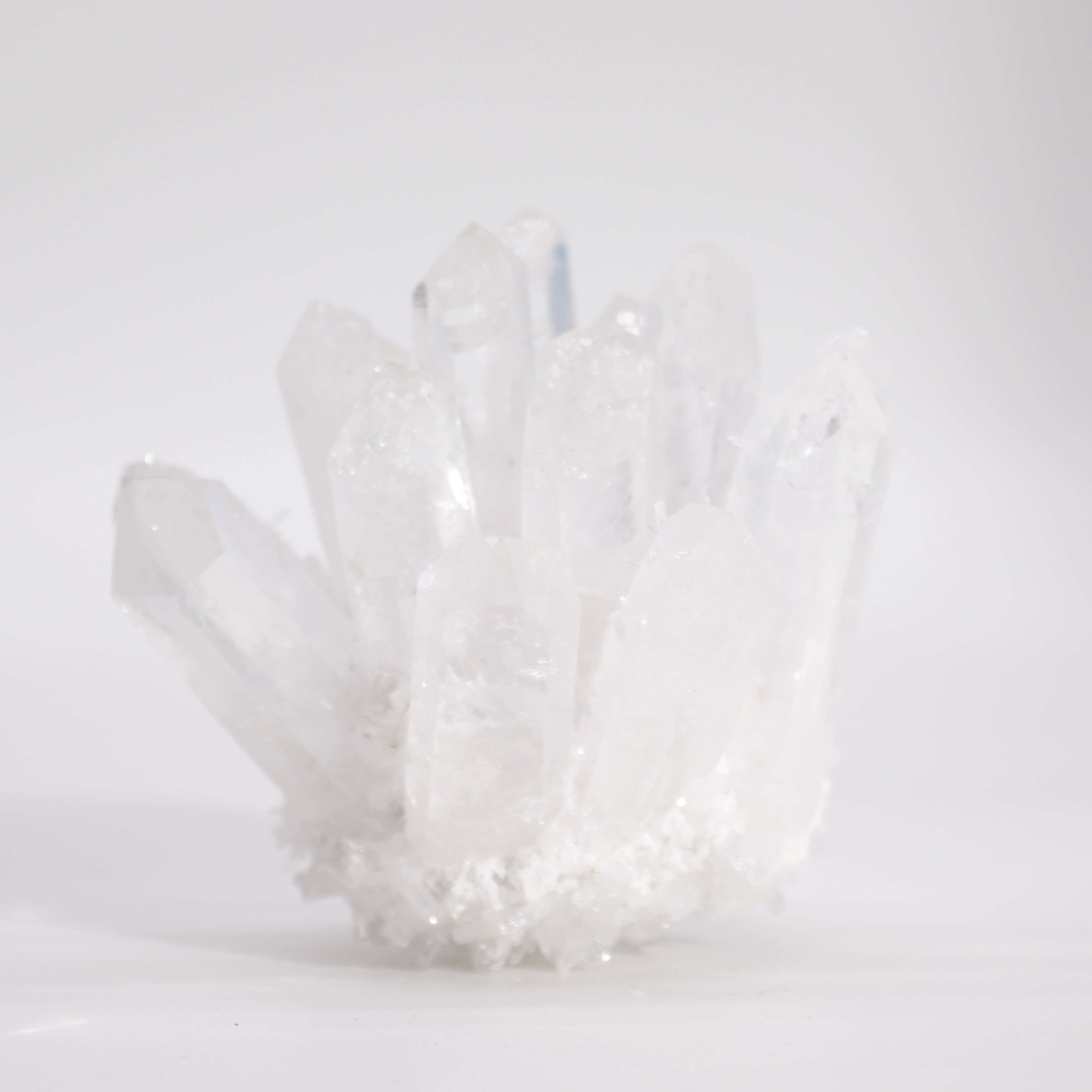 Decorative Clear Quartz-Style Crystal Cluster – Approx. 8 cm