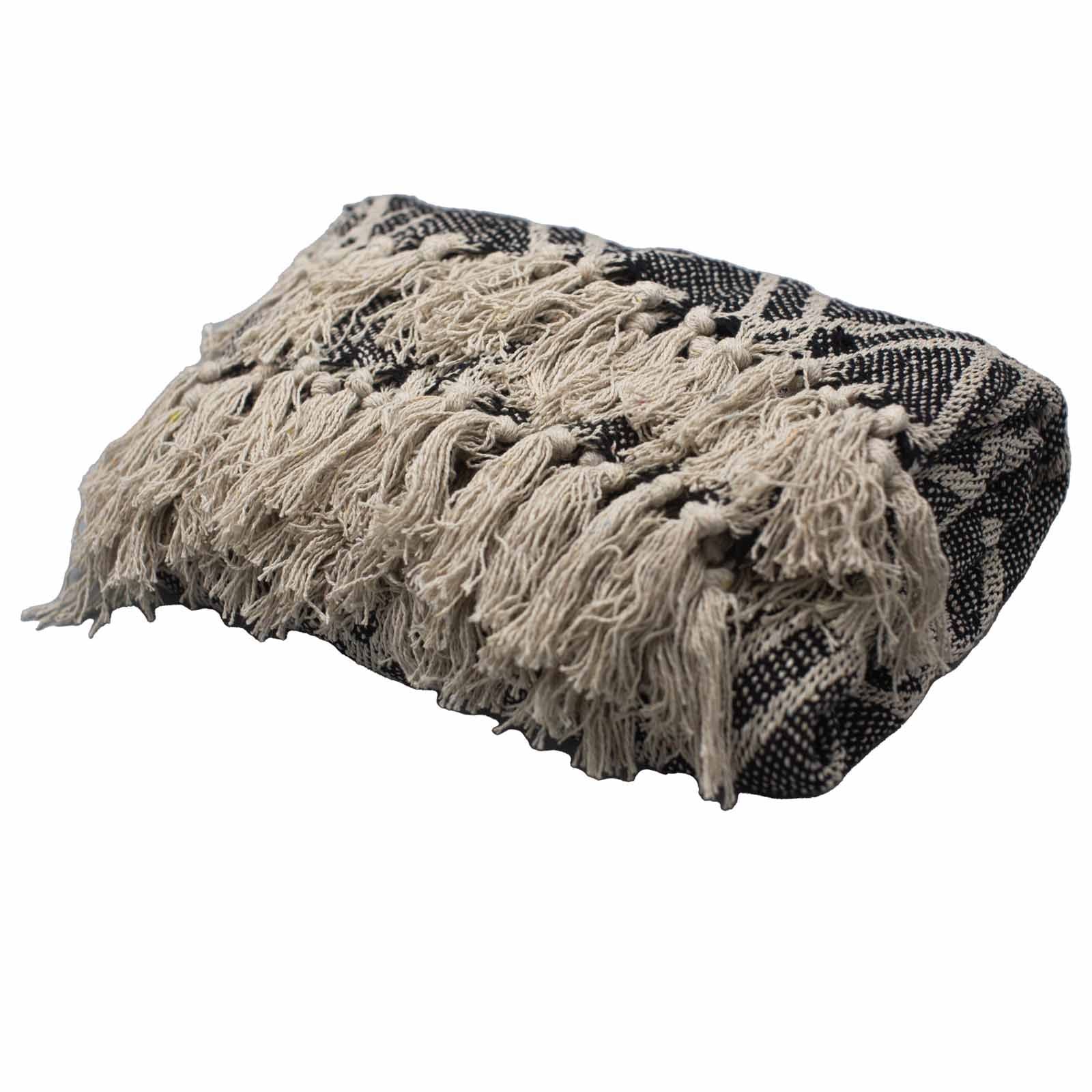 Black & Beige Cotton Throw – 125 × 150 cm