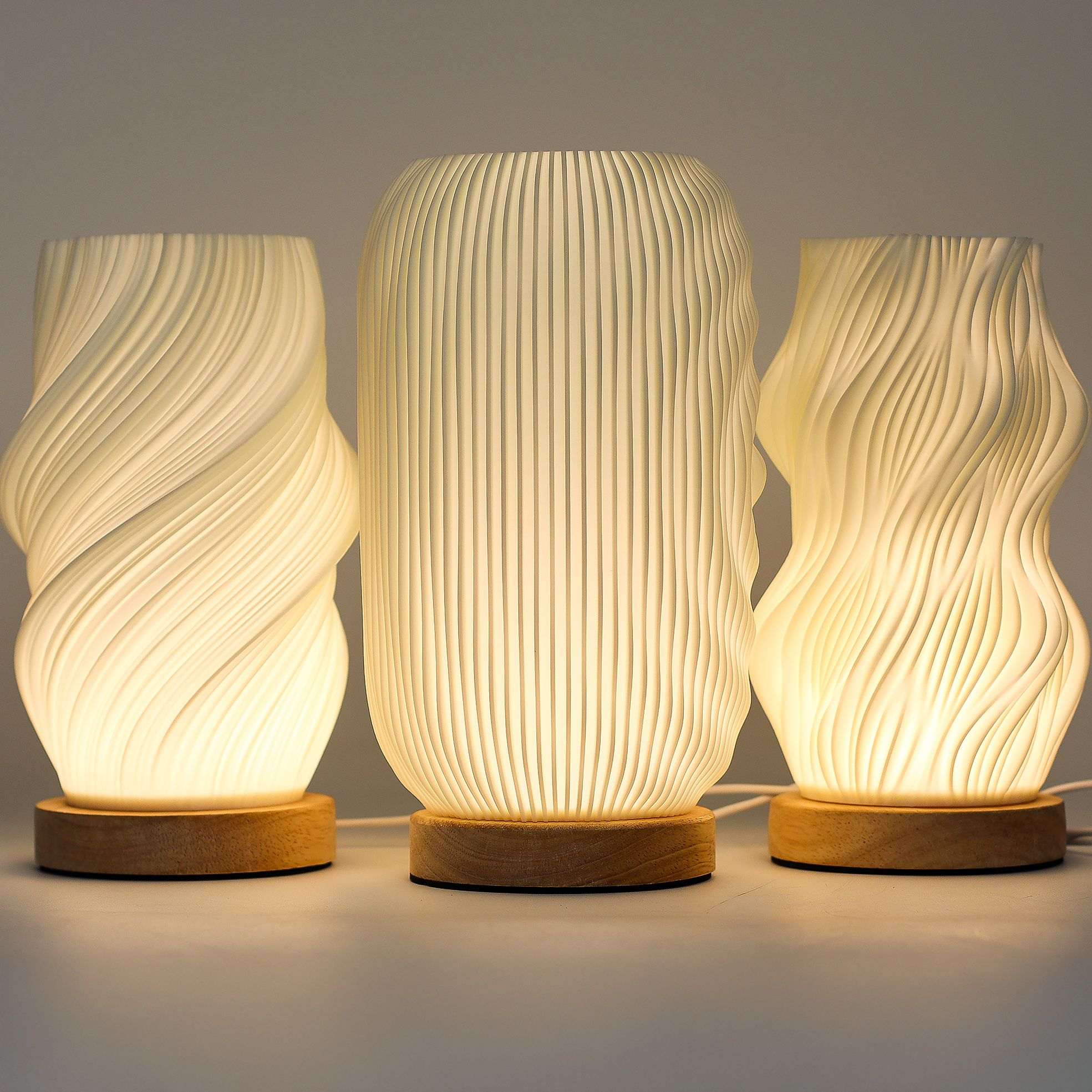 Modern Twisted Wave Lamp – USB – 3 Brightness Settings