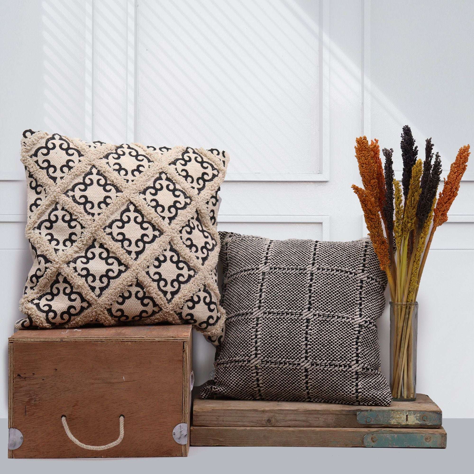 Textured Cotton Cushion Cover – Cream – 45 × 45 cm