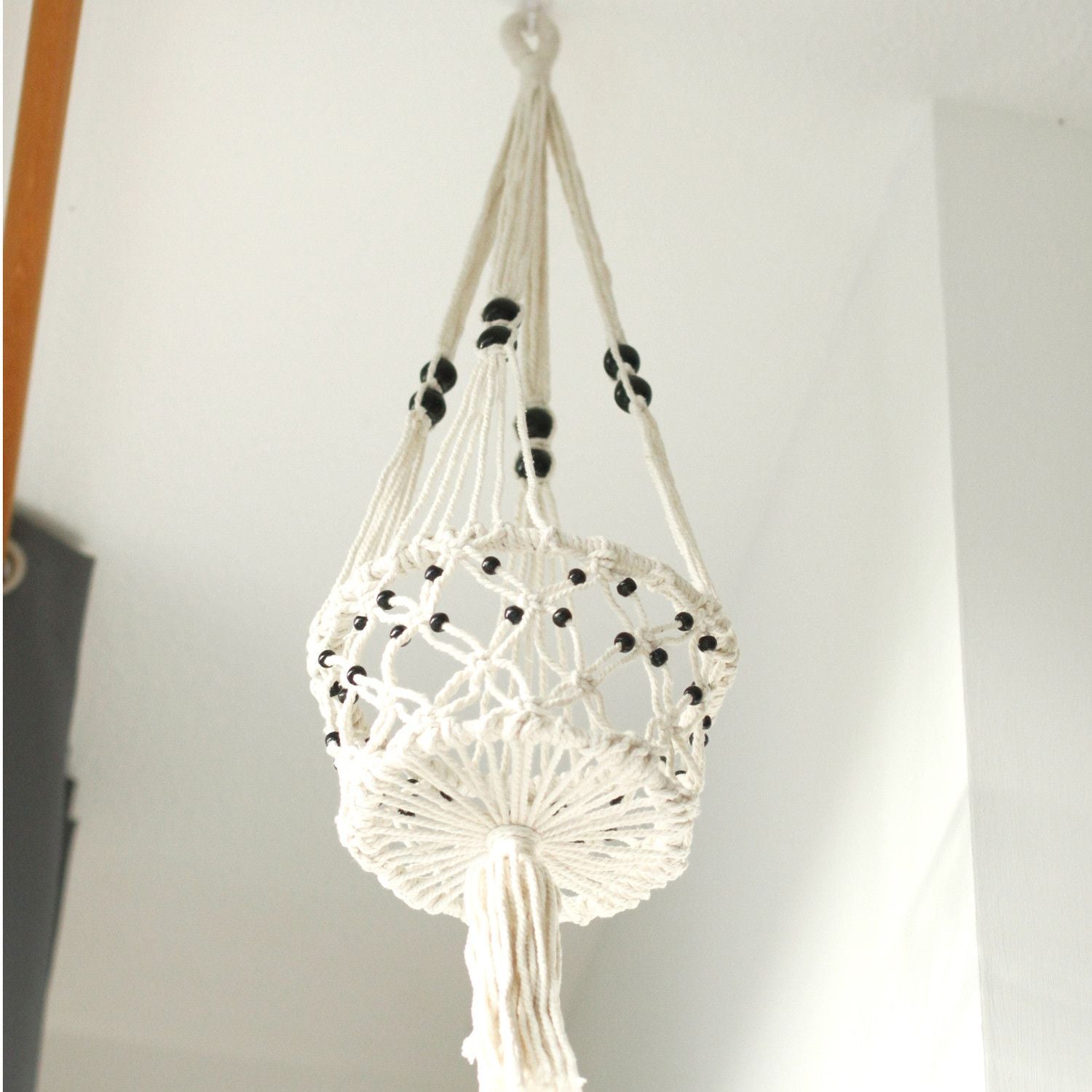 Macramé Plant Holder – Large | Single Beaded