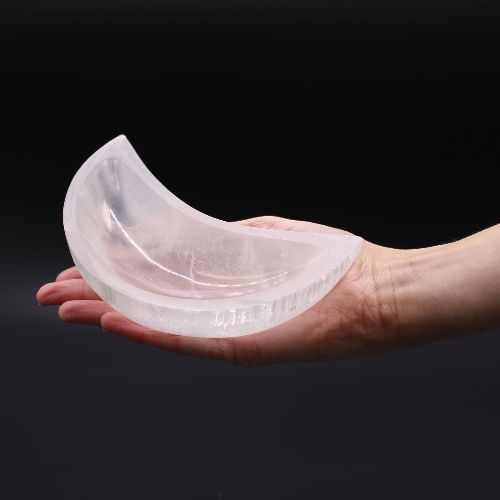 Selenite Moon Bowl – 15 cm
