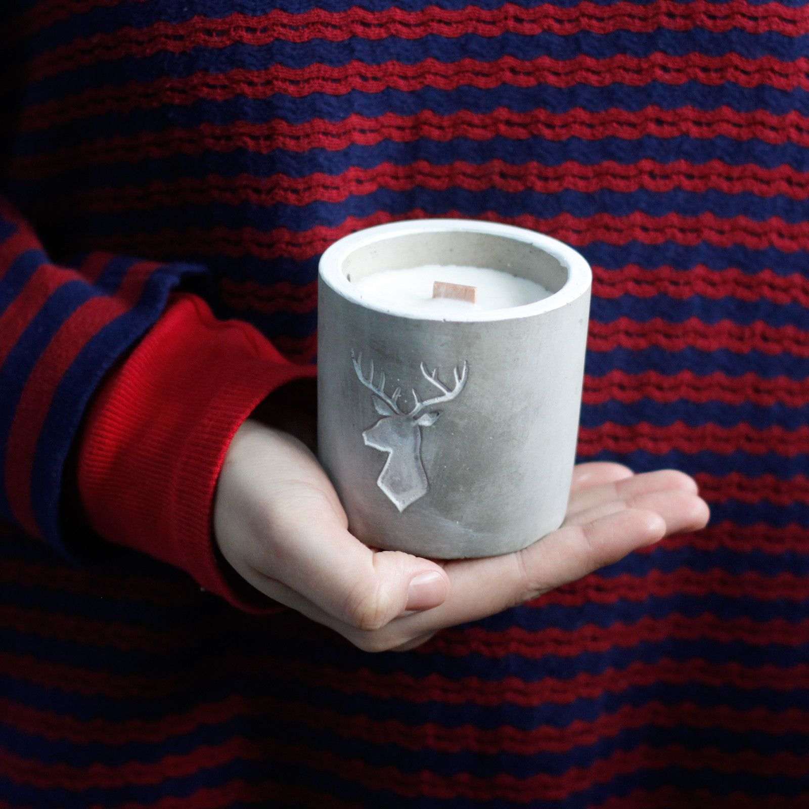 Med Concrete Soy Candle - Stag Head - Whiskey & Woodsmoke