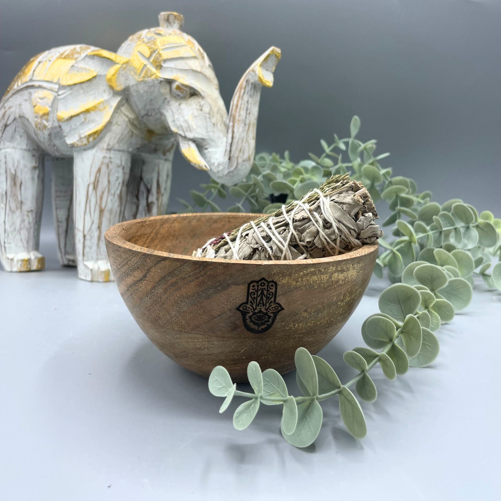 Hamsa Mango Wood Ritual Bowl – 14 cm