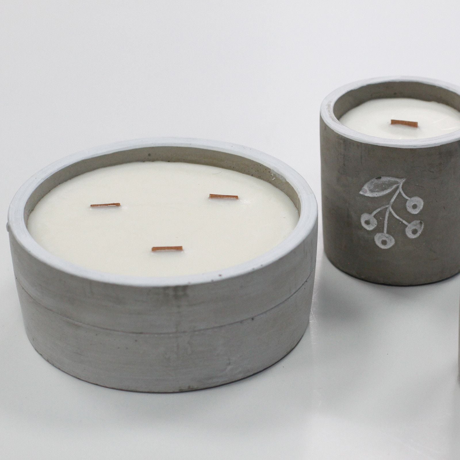 Concrete Anchor Candle: Vanilla & Orange