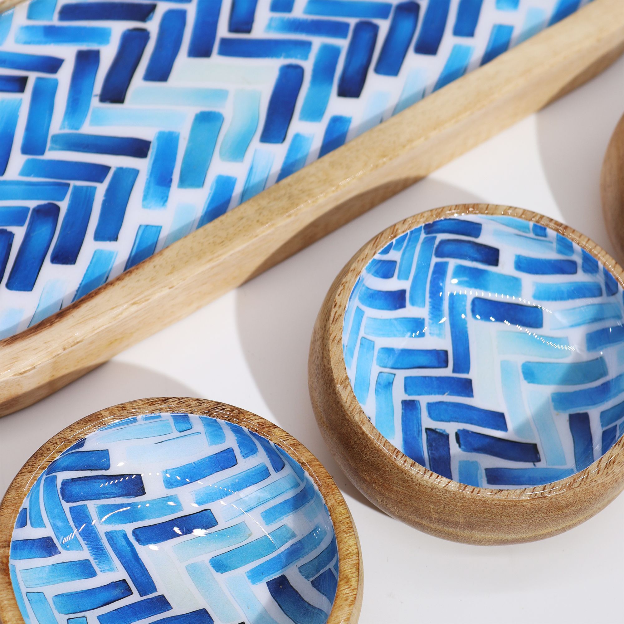 Mango Wood Tray with Three Bowls – Blue Stripes