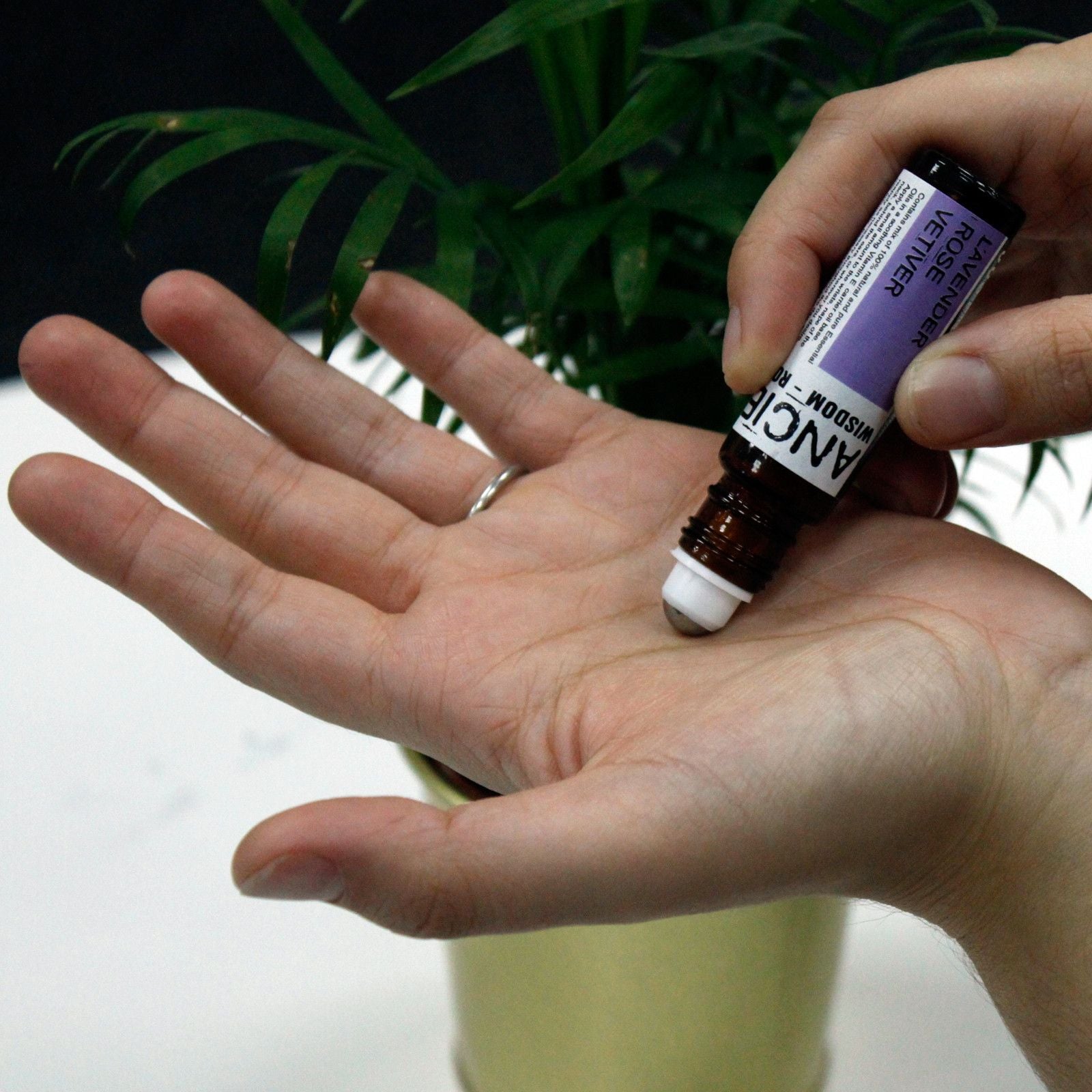 Fall Asleep – Calming Essential Oil Roll-On 10ml
