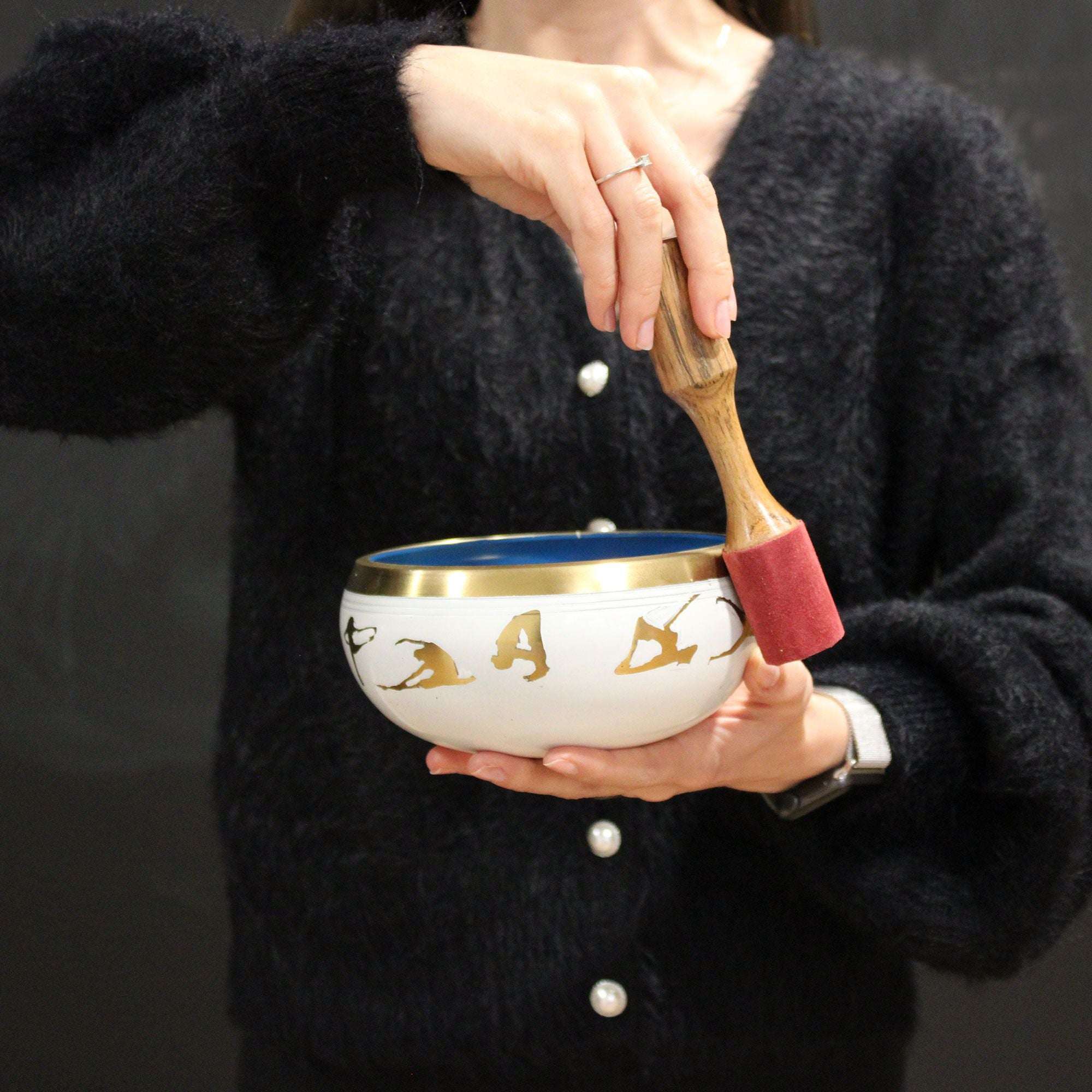 Large Yin & Yang Singing Bowl Set – 14cm
